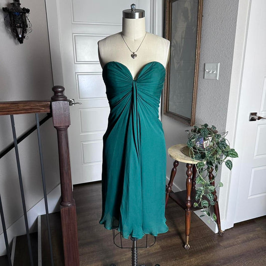 Girlhomeshops--Strapless green simple fashionable short satin formal homecoming dress gh5502