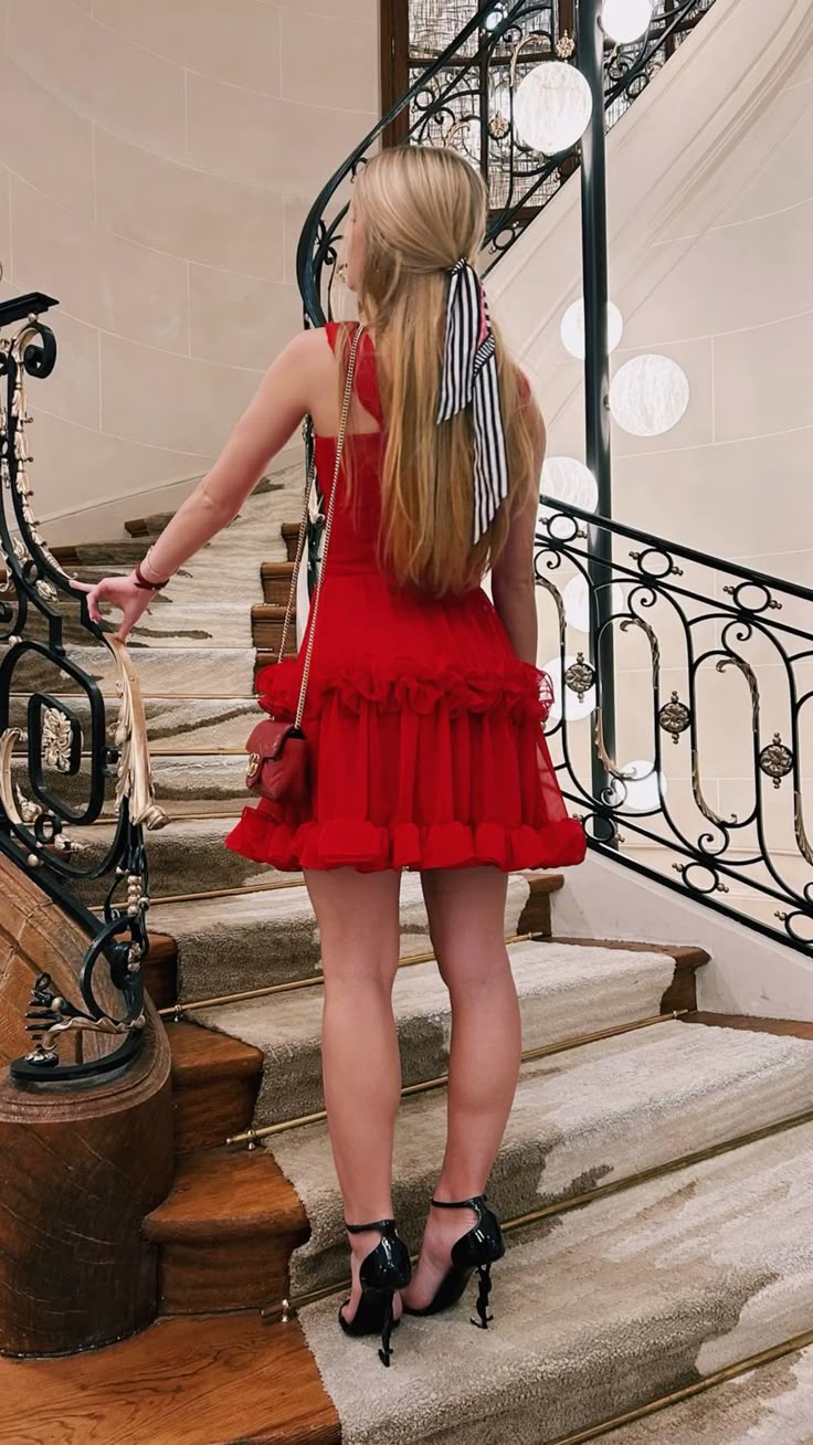 Sweet Red Suspender Square Neck Ruffle Waist A-line Tulle 17th Birthday Homecoming Dress cc4130