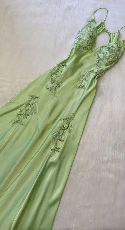 Enchanting V-neck Embroidery Spaghetti Strap Satin Mermaid Prom Dress Evening Dress HZ1024