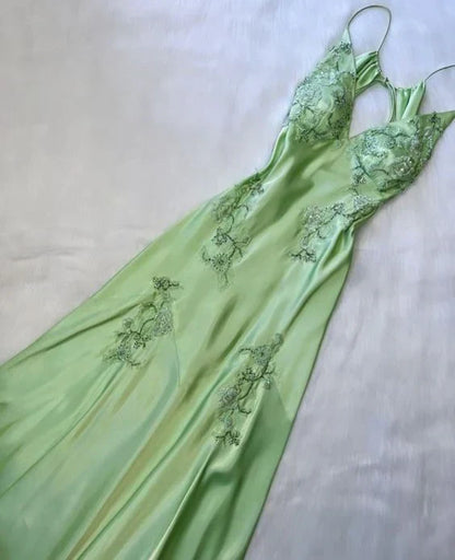 Enchanting V-neck Embroidery Spaghetti Strap Satin Mermaid Prom Dress Evening Dress HZ1024