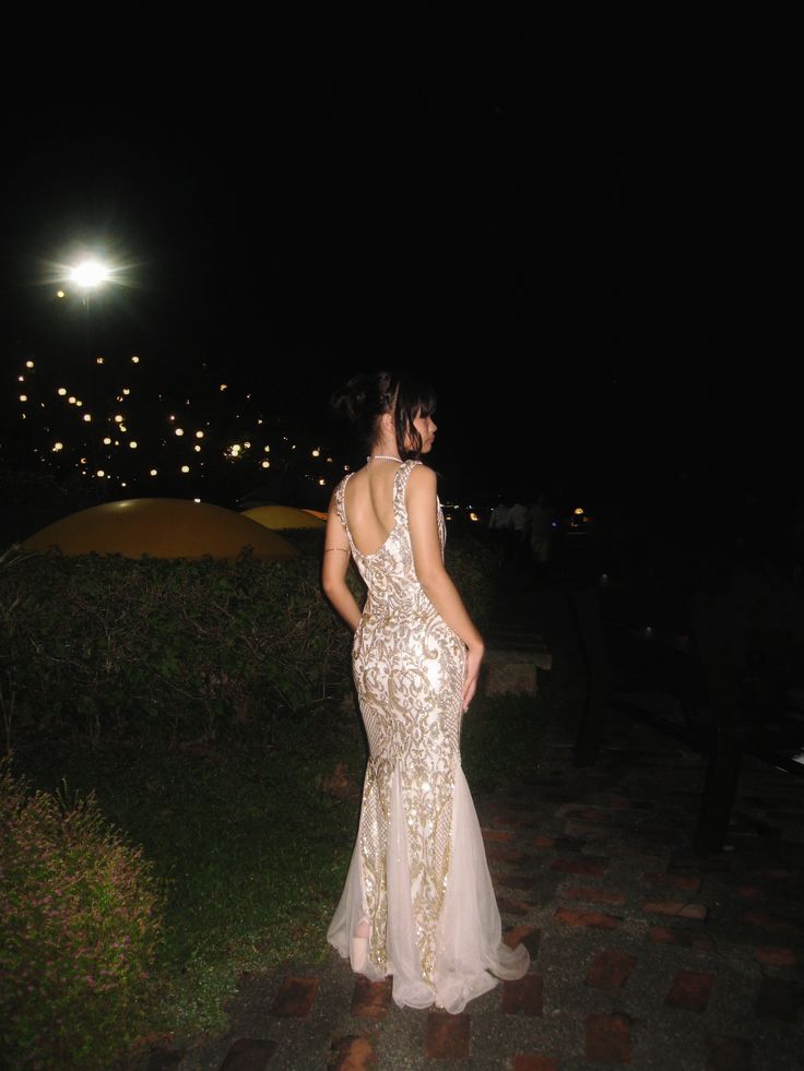 Elegant Mermaid V-neck Embroidered Sequin Long Prom Dress Evening Dress cc4986