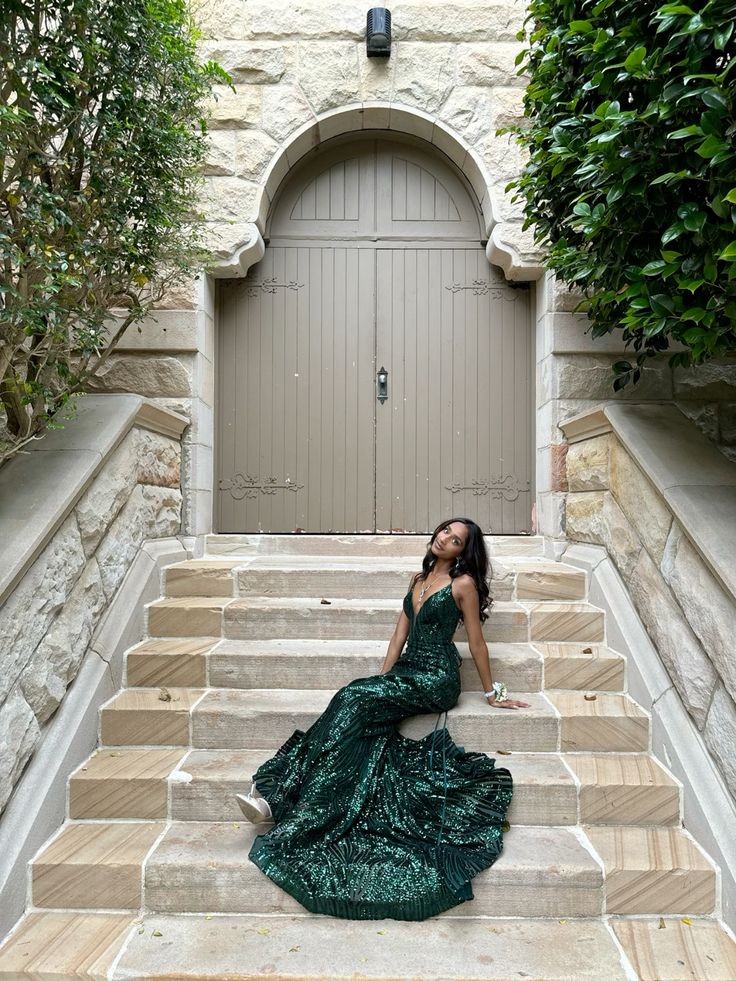 Luxurious Dark Green Mermaid Deep V Halter High Slit Sequined Train Prom Dress Evening Dress cc4991
