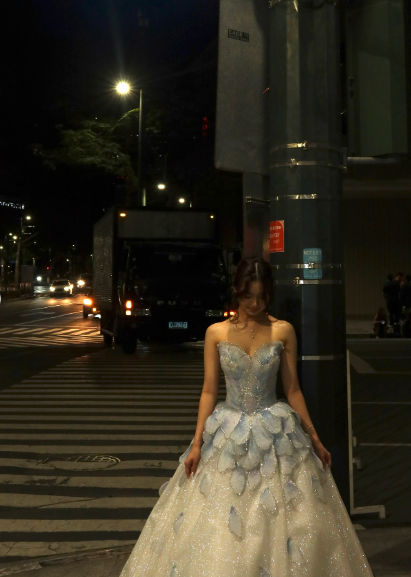 Dreamy Blue And White Strapless Sequined Tulle Ball Gown Evening Dress Sweet 16th Dress cc4993