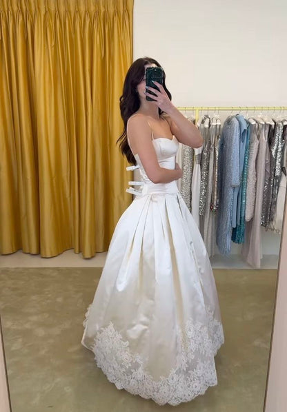 Elegant Ivory A-Line Spaghetti Strap Lace Hem Satin Wedding Dress cc5242