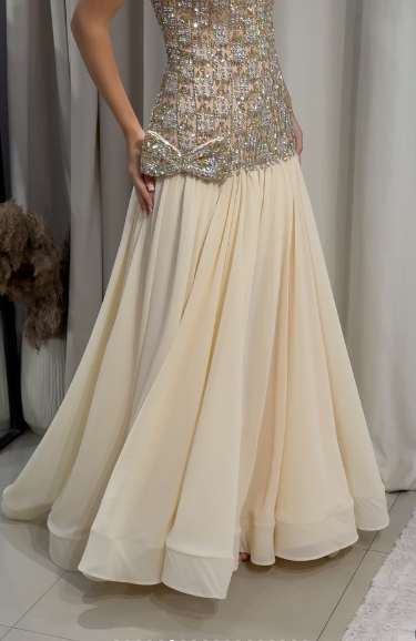 Luxurious Champagne Sweetheart Neck A-line Diamond-Embellished Bow Chiffon Long Prom Dress Evening Dress cc5265