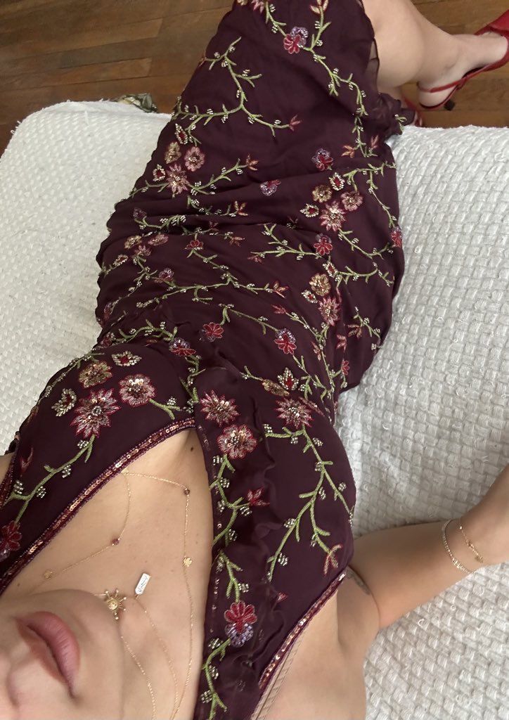 Vintage Burgundy V-Neck Embroidered Chiffon Long Prom Dress Evening Dress cc5402