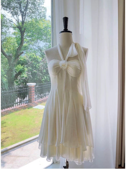 Elegant Ivory Halterneck Floral Ribbon Chiffon Mini 17th Birthday Homecoming Dress cc4604