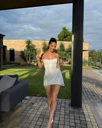 Simple White Tube Top Fishbone Irregular Lace Hip-wrapped Birthday Party Homecoming Dress cc4675