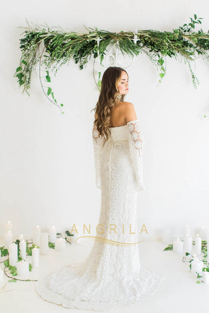 Sweetheart Sweep Train Lace Wedding Dress with Sleeves