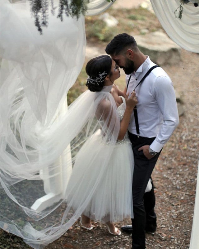 Pearl Beaded Sweetheart Corset Tulle Wedding Dresses Tea Length