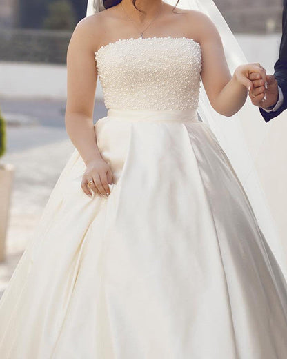 A-line /Princess Satin Wedding Dresses Strapless Pearl Corset