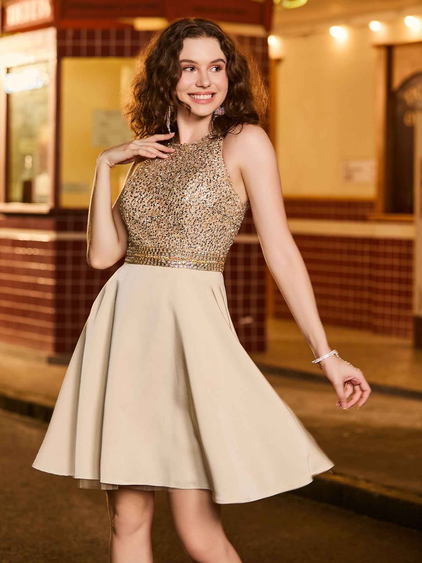 A-line Jewel Sleeveless Sequins Chiffon Short Prom Dress Champagne