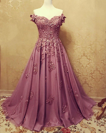 A-line /Princess Prom Dresses Tulle Off The Shoulder Lace Embroidery