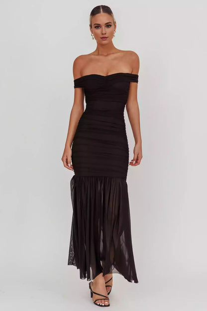 Prom Dresses with eye-catching shoulder length invisible back zipper lining and chest liner