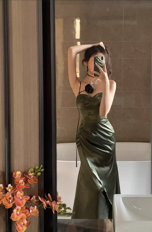 Simple Floral Design Elegant Green A-Line Slim Long Spaghetti Strap Dress HZ1024