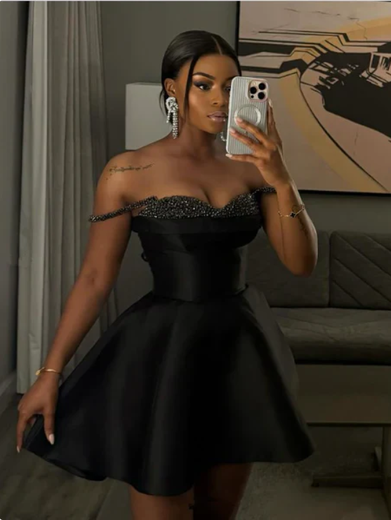 Vintage Black Beaded Satin Sweetheart A-Line Homecoming Dress Party Dress Cocktail Dress HZ1024