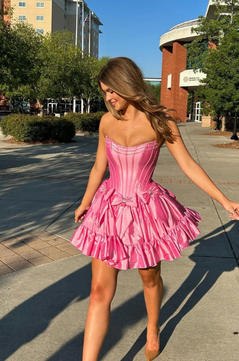 Vintage Beaded A-Line Homecoming Dress Strapless Party Dress Short Cocktail Dress HZ1024