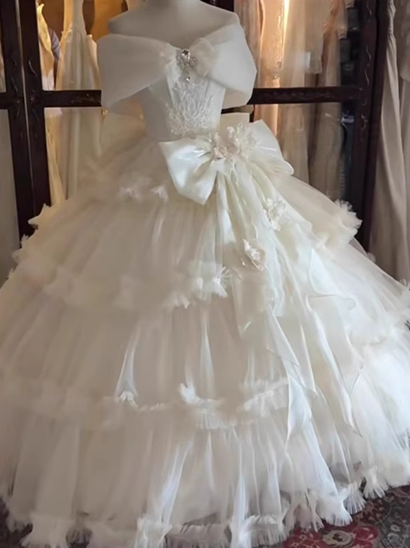 Gorgeous Ivory Applique Beaded Off-the-shoulder Sweet 16 Quinceanera A-Line Tulle Evening Dress Ball Gown HZ1024