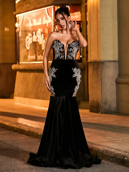 Radiant Rhinestone-Embellished Mermaid Prom Dress Black