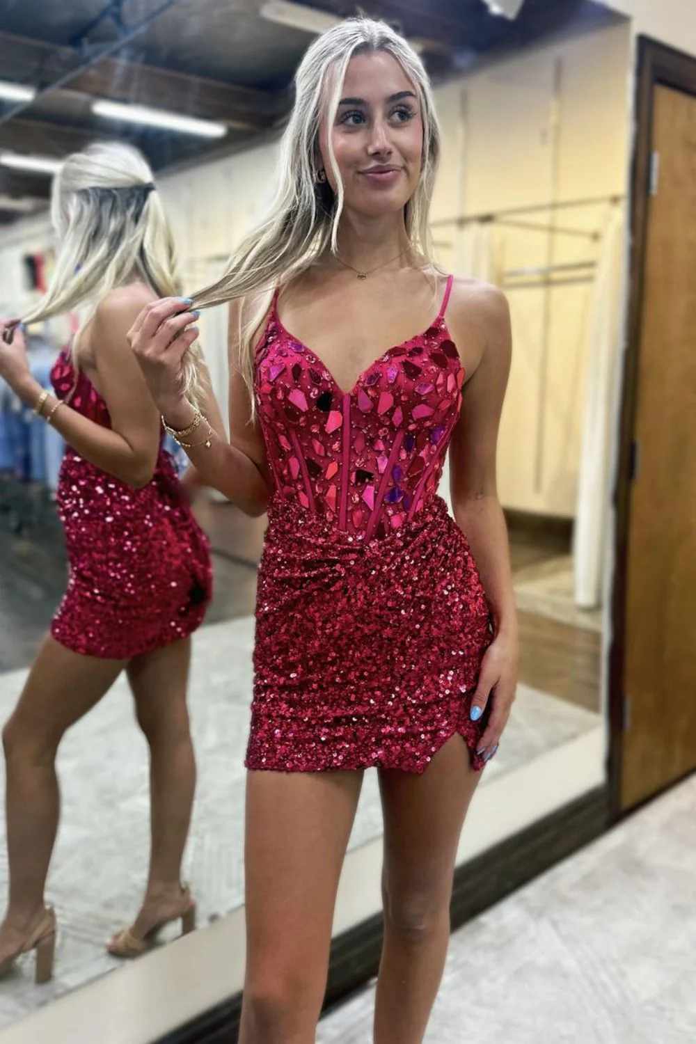 Cut Glass Mirror Sequined Bodycon Homecoming Dress with Slit