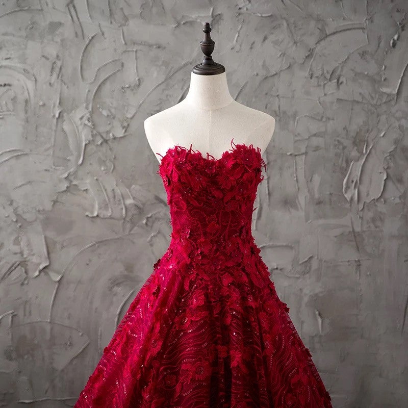 Romantic Burgundy Lace Embroidery Sweetheart Wedding Dresses Princess