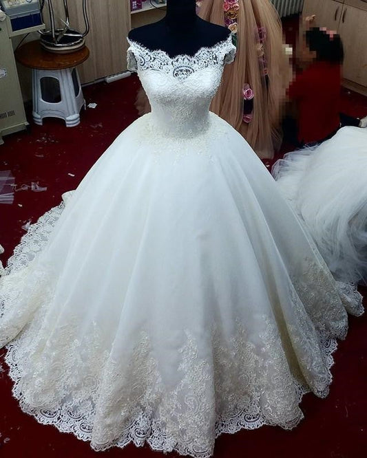 Romantic Lace Ball Gown Wedding Dresses V-neck Off The Shoulder