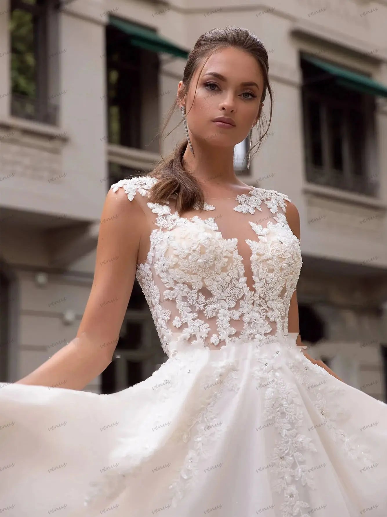 Vintage Wedding Dresses A-Line Graceful Gowns Lace Appliques