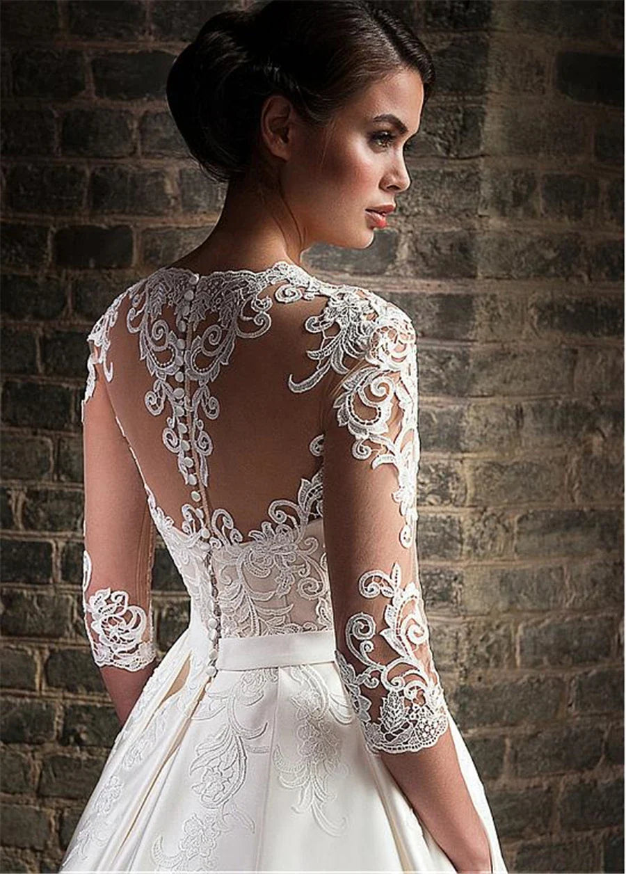 Arabic Women Wedding Gowns Luxury V-neck Satin Lace Dress