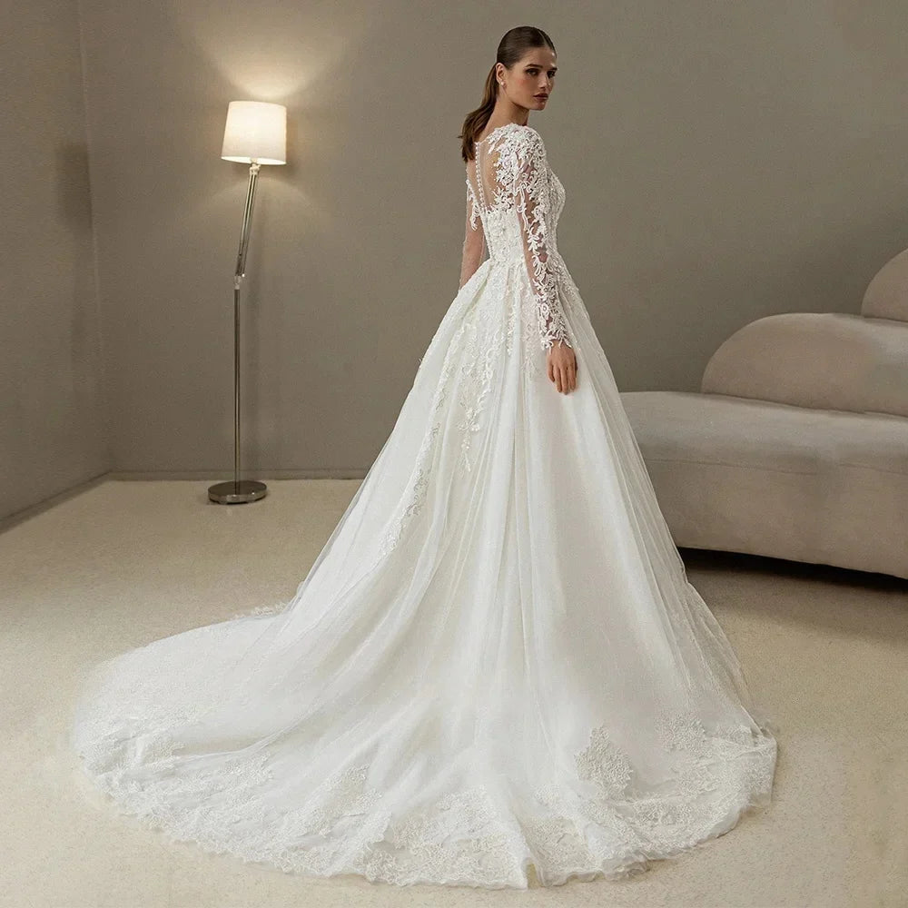 Luxury Long Sleeves Wedding Dresses with Pearls and Lace