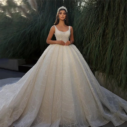 Customized Wedding Dresses Exquisite Bridal Gowns O-Neck Sleeveless Robes Lace Appliques