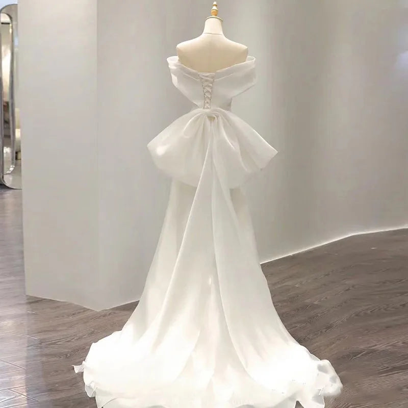 Celebrity Princess Wedding Dresses Satin Vintage Off The Shoulder Long Train Ball Gown Party Dress