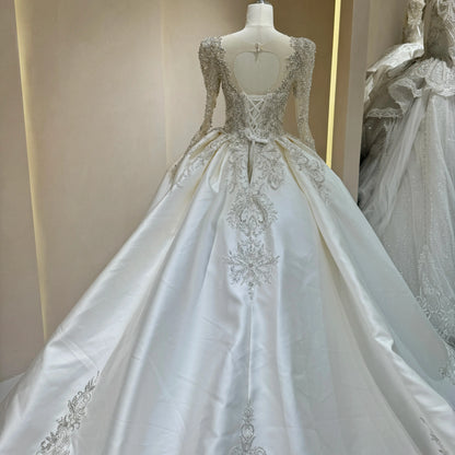 Luxurious Bridal Gown with Sparkling Embellishments Lace Embroidery and Long Train Wedding Dress