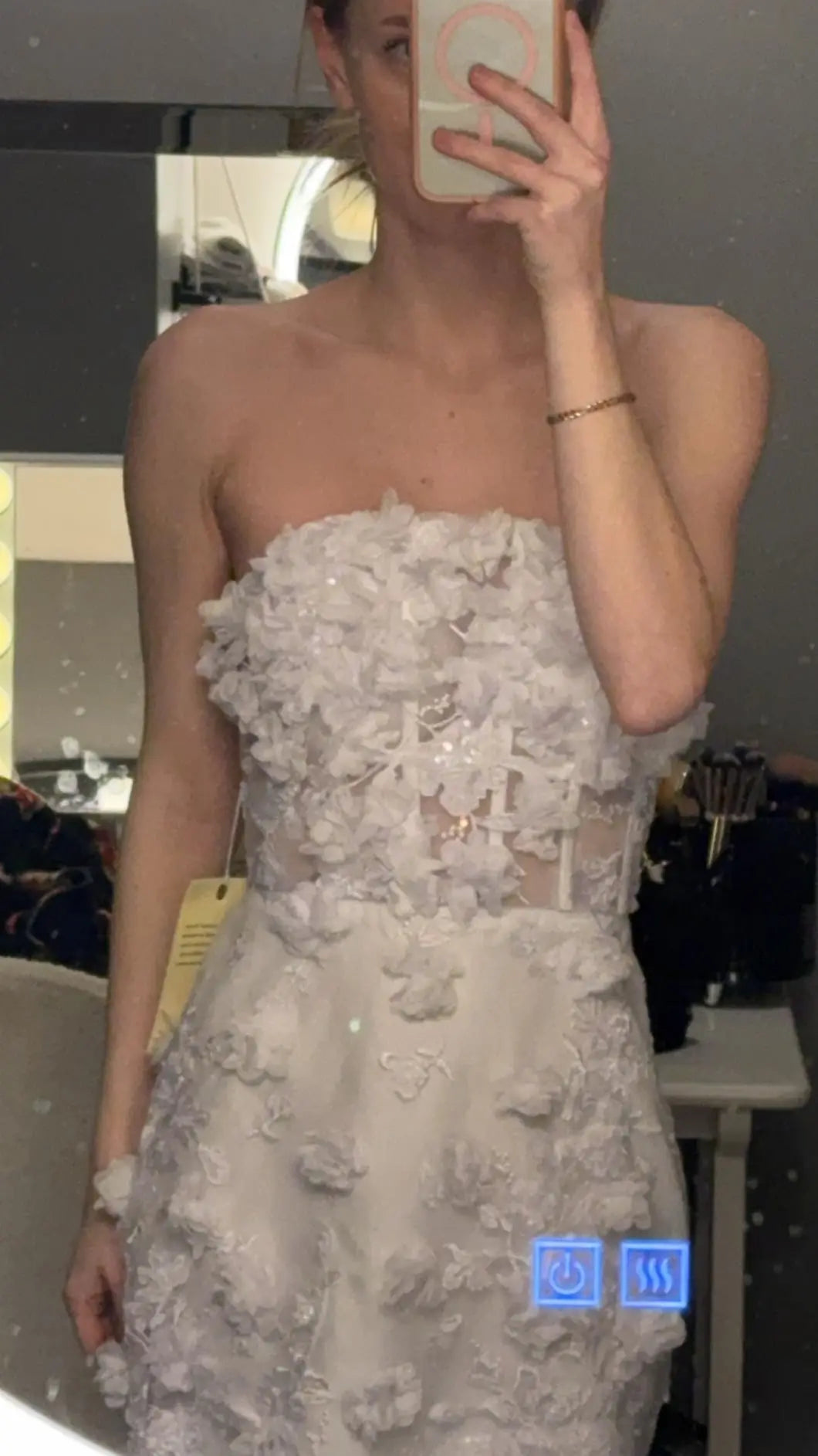 Women's Short Wedding Dresses Lace Floral Appliques Bridal Gown Strapless with Long Sleeves Prom Dress