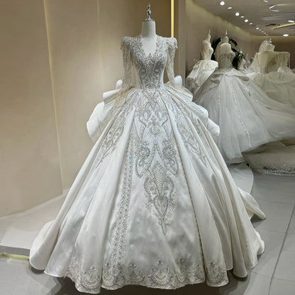 Luxurious Wedding Gown For Women Customized Satin Design