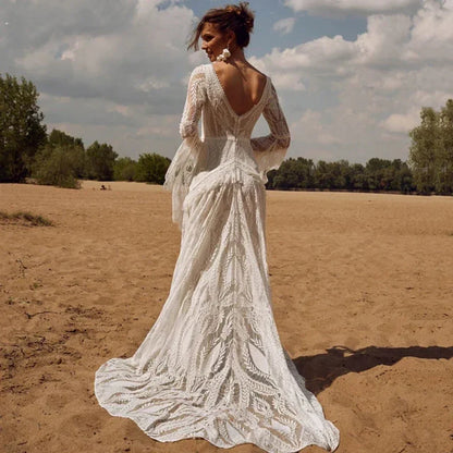CustomizedBohemia Vintage Wedding Dresses For Women V-Neck Backless Gowns Flare Sleeves Lace Robes