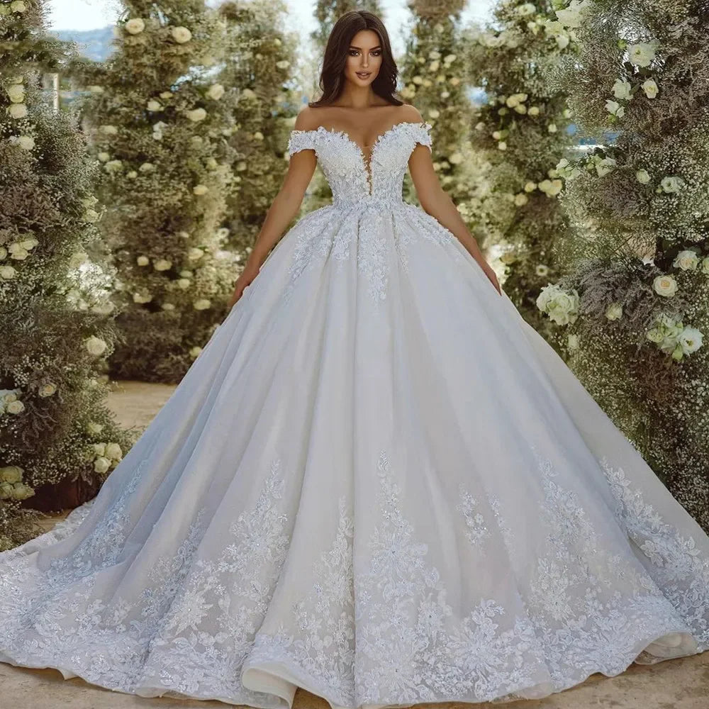 Flavinke Customized Women's Wedding Dresses Lace Applique Gowns