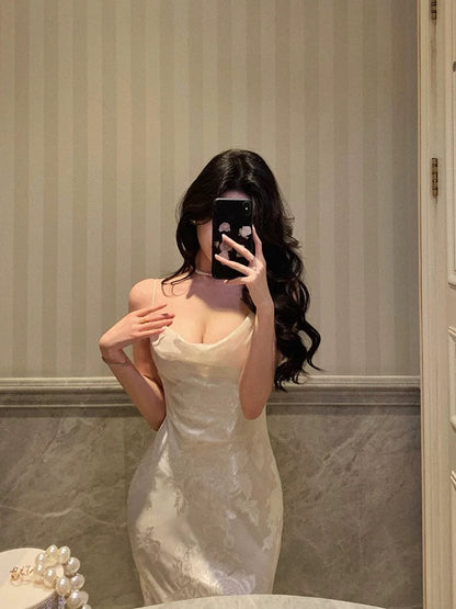 Gorgeous Mermaid Spaghetti Straps Ivory Satin Date Night Dress Prom Dresses Birthday Outfits SD1110