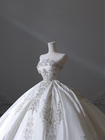 Princess Ball Gown Strapless Sleeveless Pleats White Satin Wedding Dress Bridal Dresses SD1667