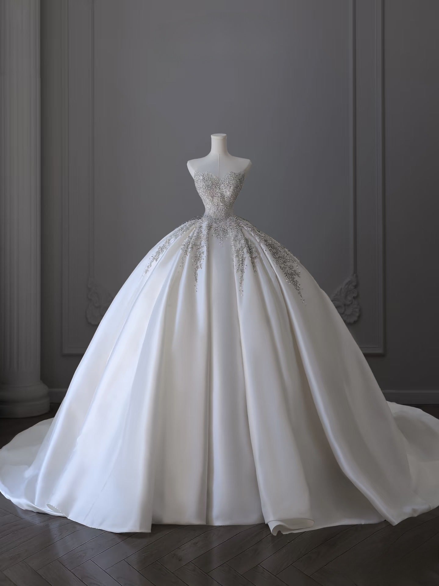 Timeless Ball Gown Sweetheart Neckline Sequin Sleeveless Wedding Dress Bridal Dresses SD2519