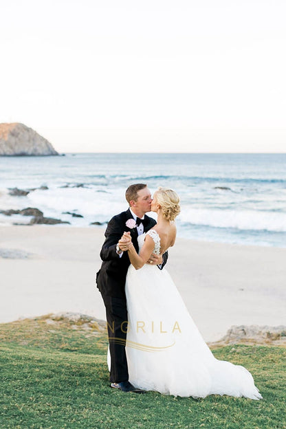 A-line/Princess Sweetheart Lace Bodice Sleeveless Tulle Wedding Dresses