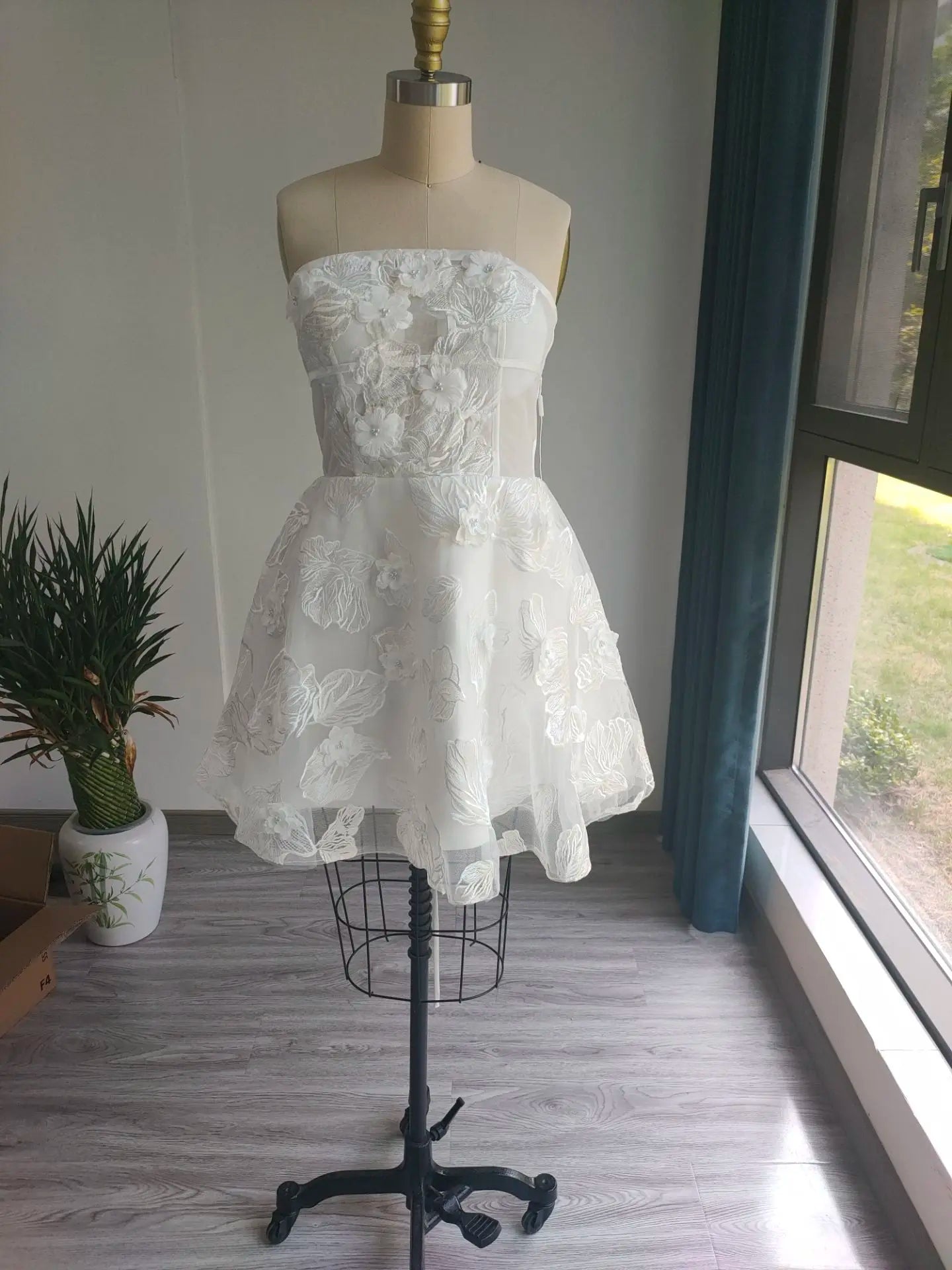 TSxuelian Mini Off Shoulder Prom Dresses Lace Embroidery Wedding Dress