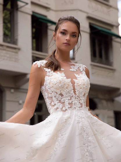 Vintage Wedding Dresses A-Line Graceful Gowns Lace Appliques
