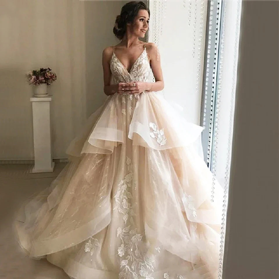 Champagne Floral Lace Beach Wedding Dresses Backless Ruffles Gowns for Bride