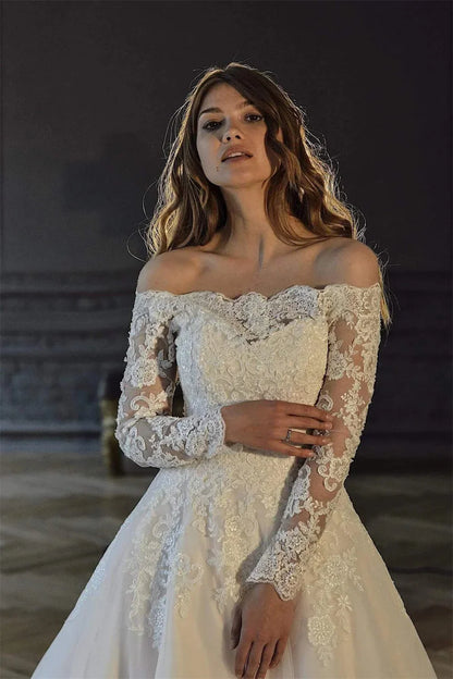Vintage Off The Shoulder Long Sleeves Lace Applique A Line Wedding Dresses Sweep Train