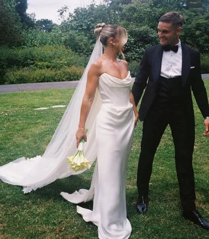 Modern Sheath Wedding Dress Off The Shoulder Detachable Chiffon Train Elegant Bridal Gown