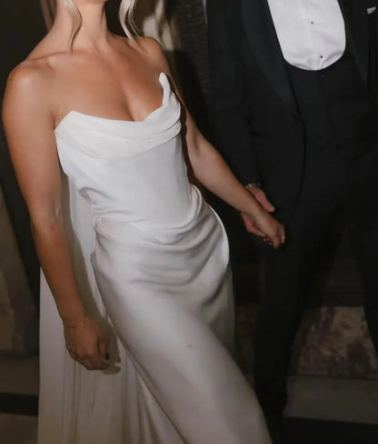Modern Sheath Wedding Dress Off The Shoulder Detachable Chiffon Train Elegant Bridal Gown
