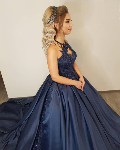 Sexy Halter Top Long Satin Ball Gowns Wedding Dresses Lace Embroidery Beaded