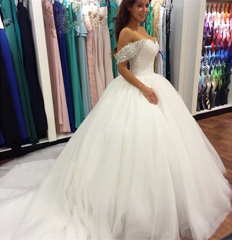 Sexy Off Shoulder Ruched Sweetheart Chapel Train Wedding Dresses Ball Gowns Lace Appliques