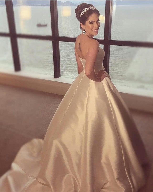 Sexy Sleeveless Sweetheart Ball Gowns Wedding Dresses