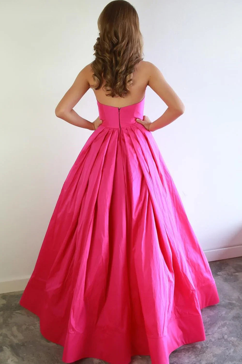 Aimishang A Line Evening Dresses Spaghetti Straps Satin V Neck Long Prom Dresses